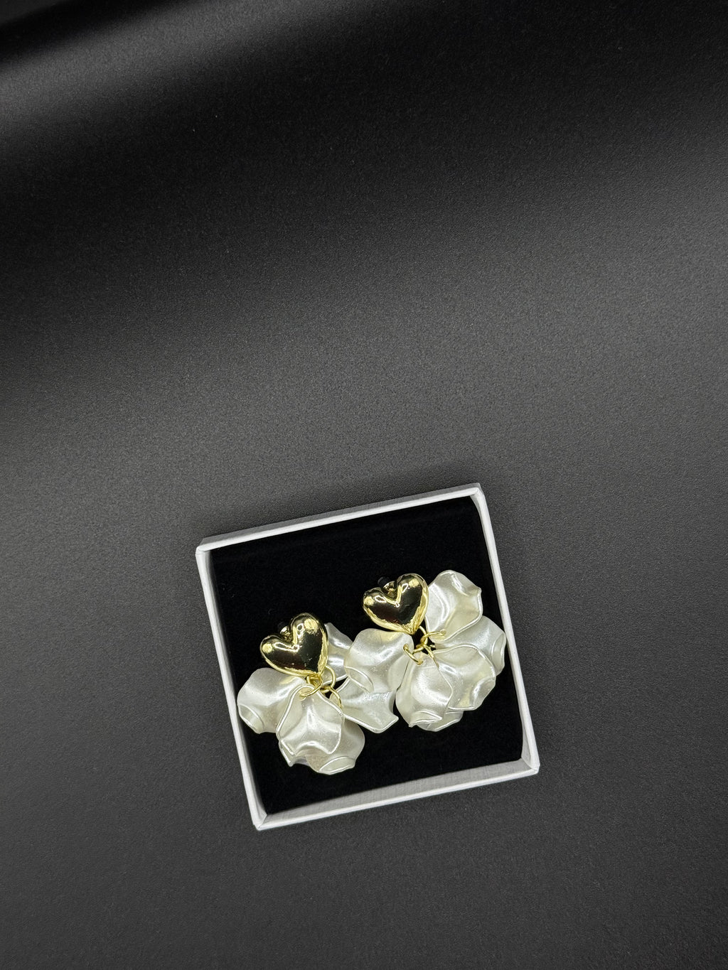 Pearl Heart Earrings | 18K Vergoldet