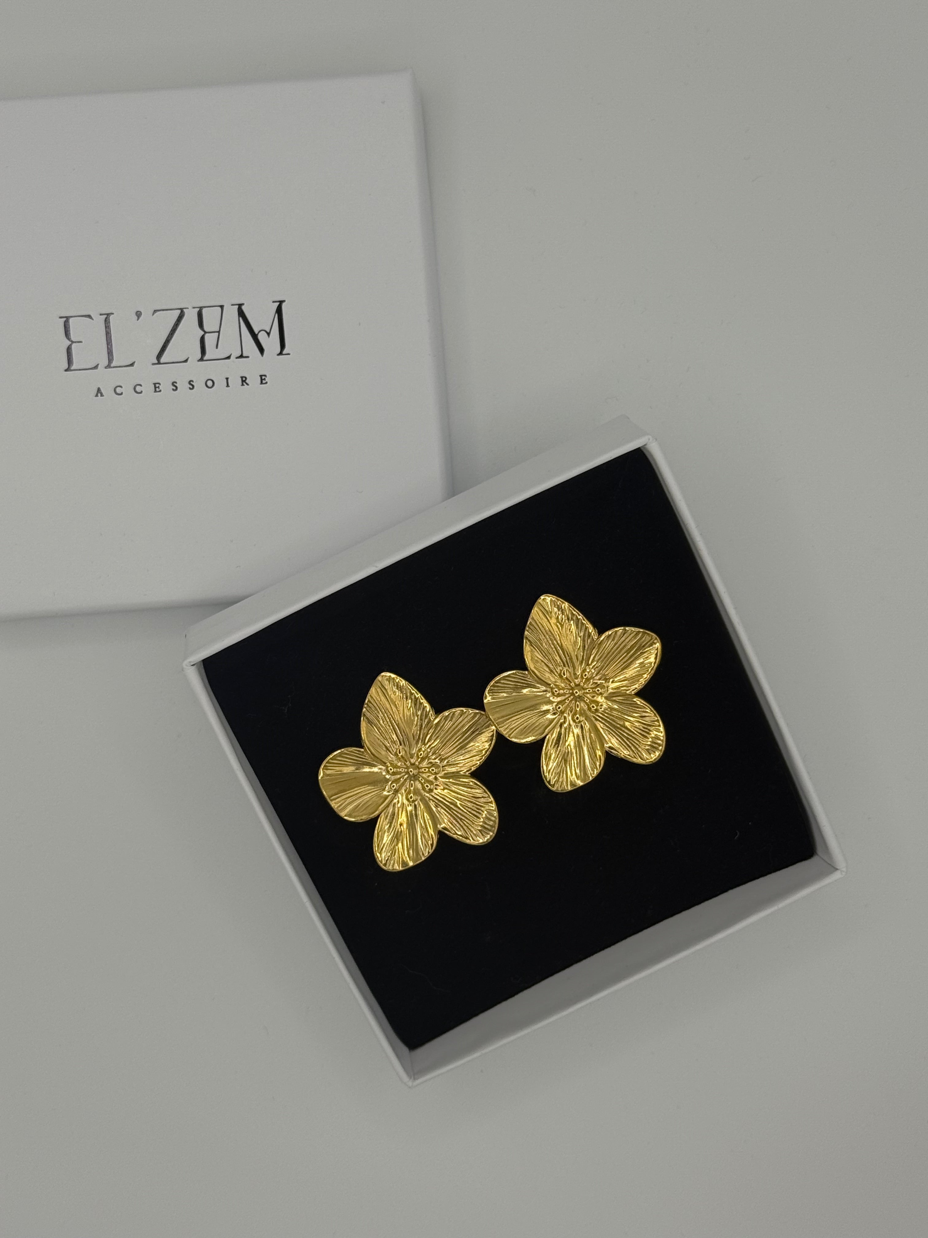 Luxe Flower Earrings | 18K Vergoldet